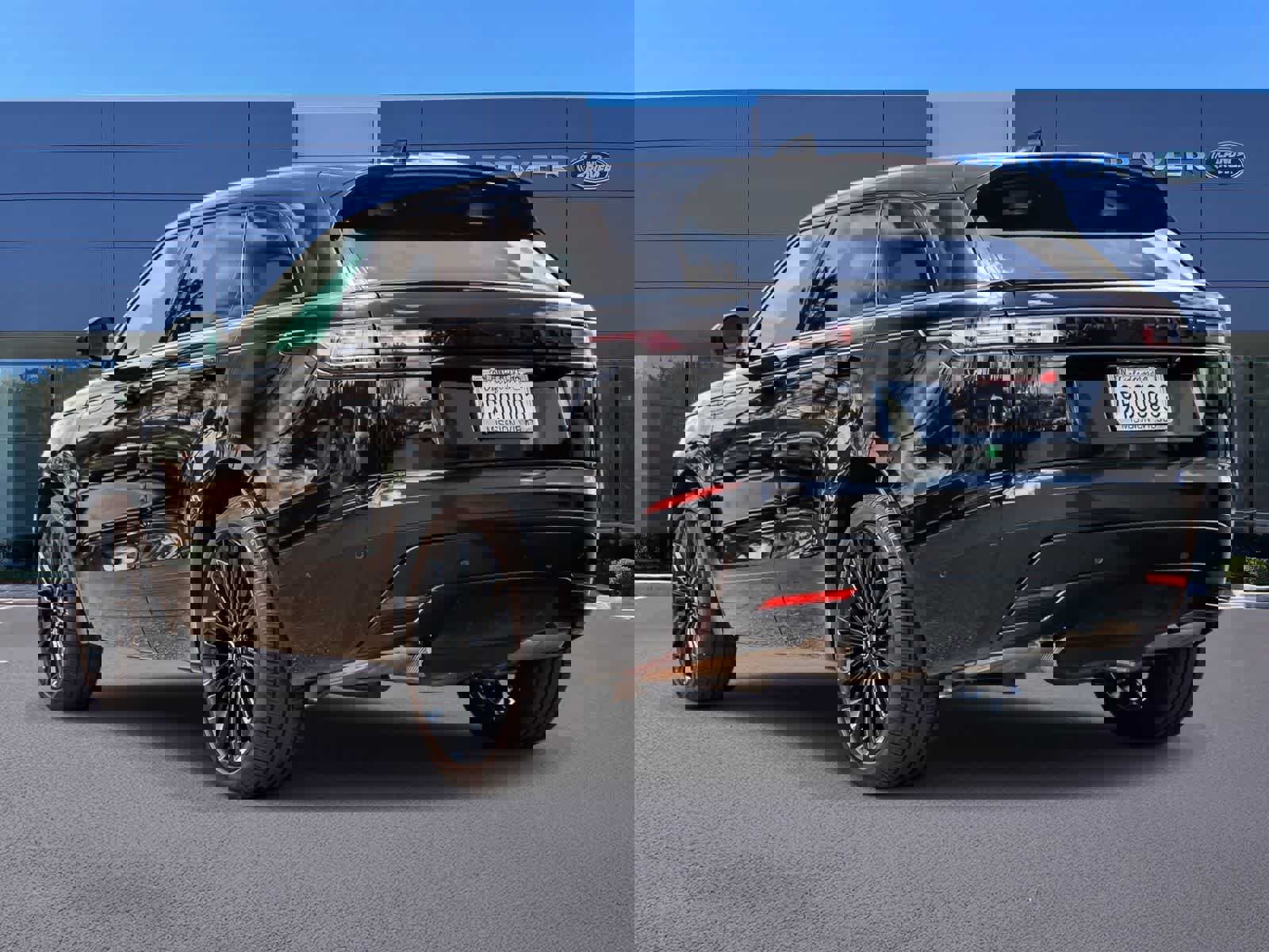 Used 2025 Land Rover Range Rover Velar Dynamic SE image 6