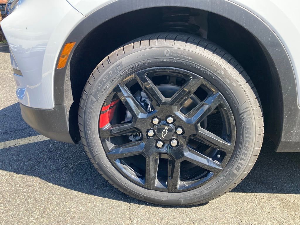 New 2025 Chevrolet Blazer LT w/ Redline Edition image 25
