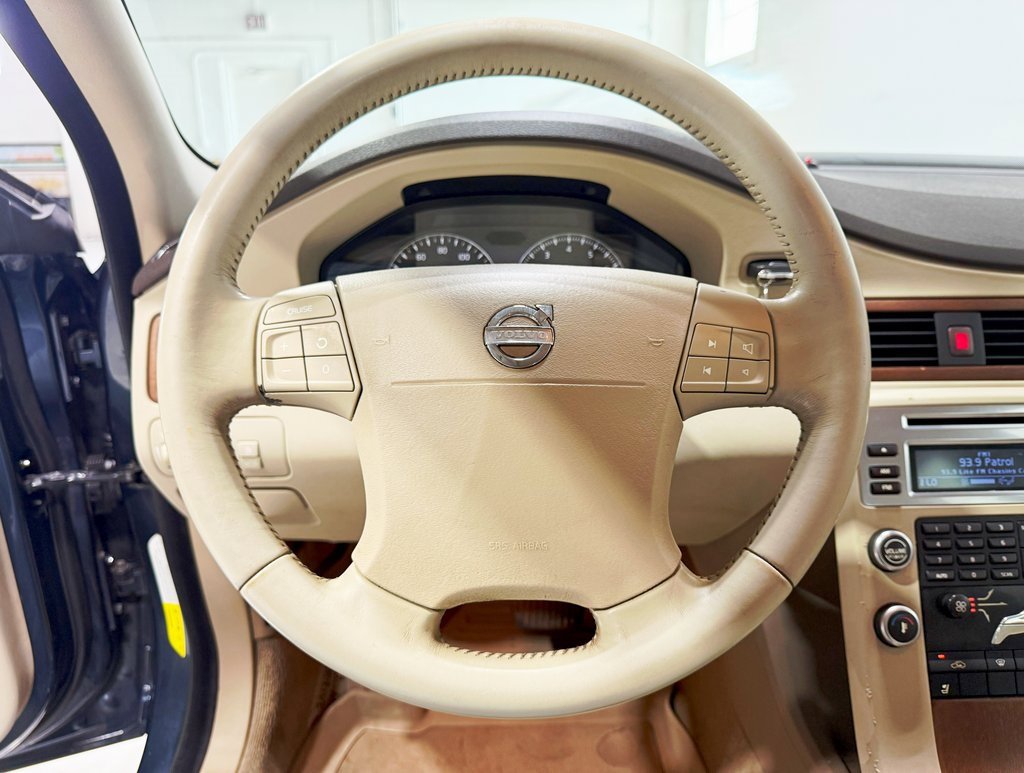 Used 2008 Volvo S80 3.2 image 8