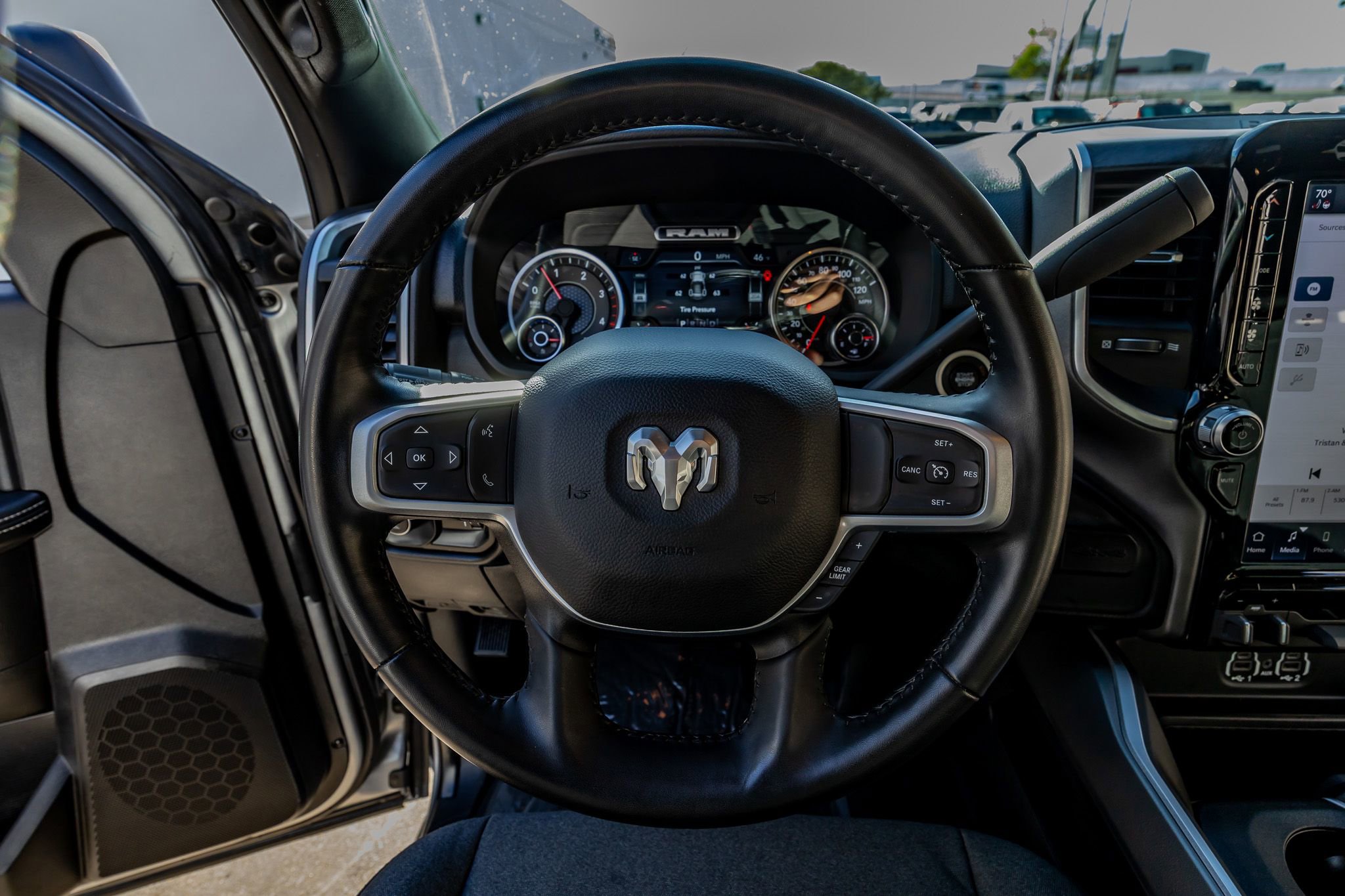 Used 2024 RAM 2500 Big Horn w/ Level 2 Equipment Group AWD/4WD image 17