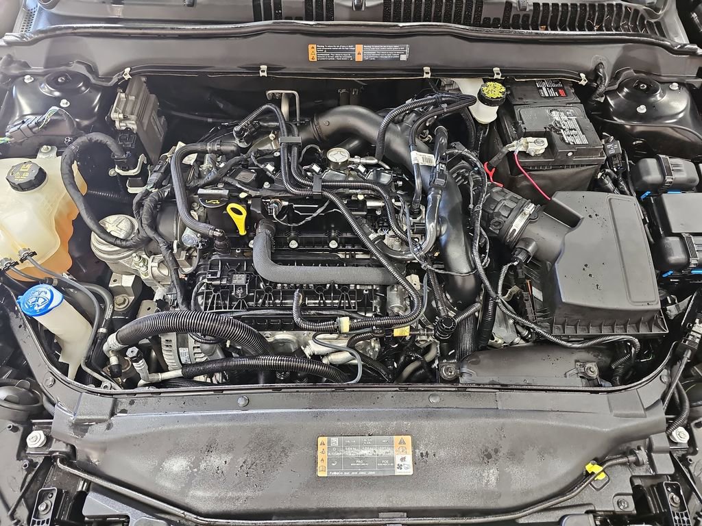 Used 2020 Ford Fusion SE FWD image 27