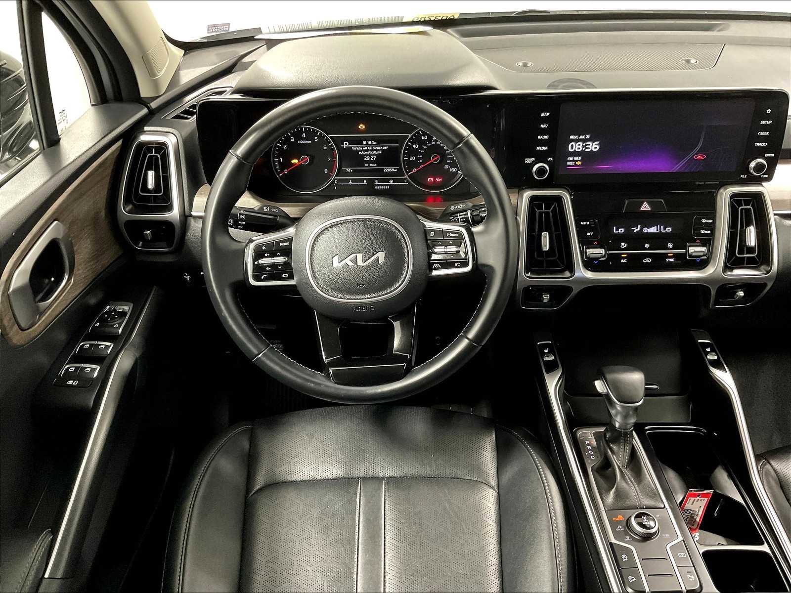 Used 2022 Kia Sorento S image 17