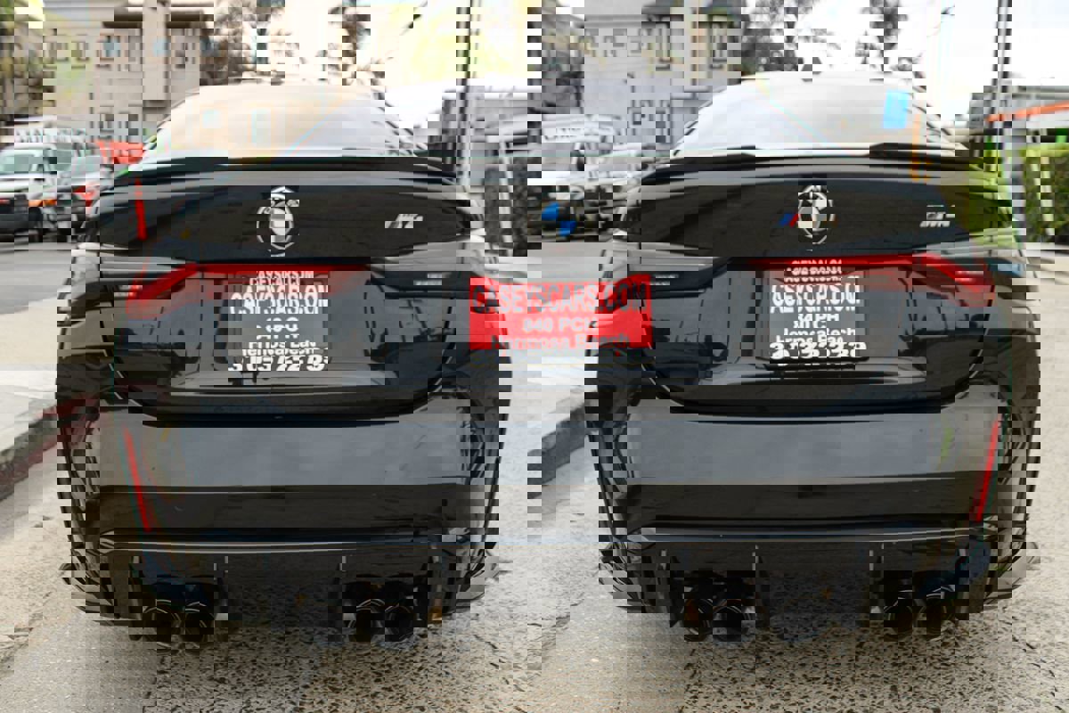 Used 2024 BMW M4 Coupe w/ Executive Package image 4