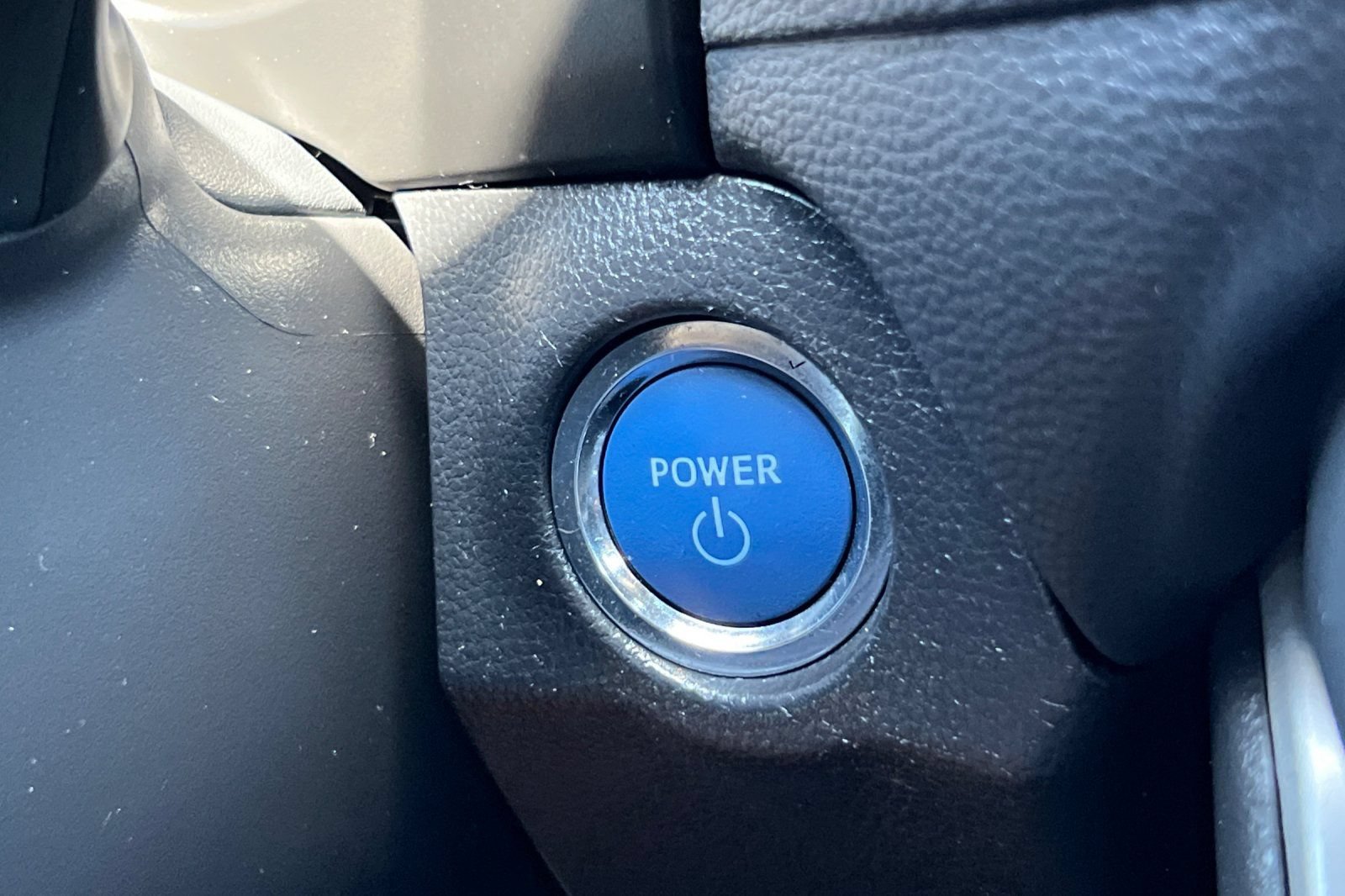 Used 2022 Toyota RAV4 XSE AWD/4WD image 24