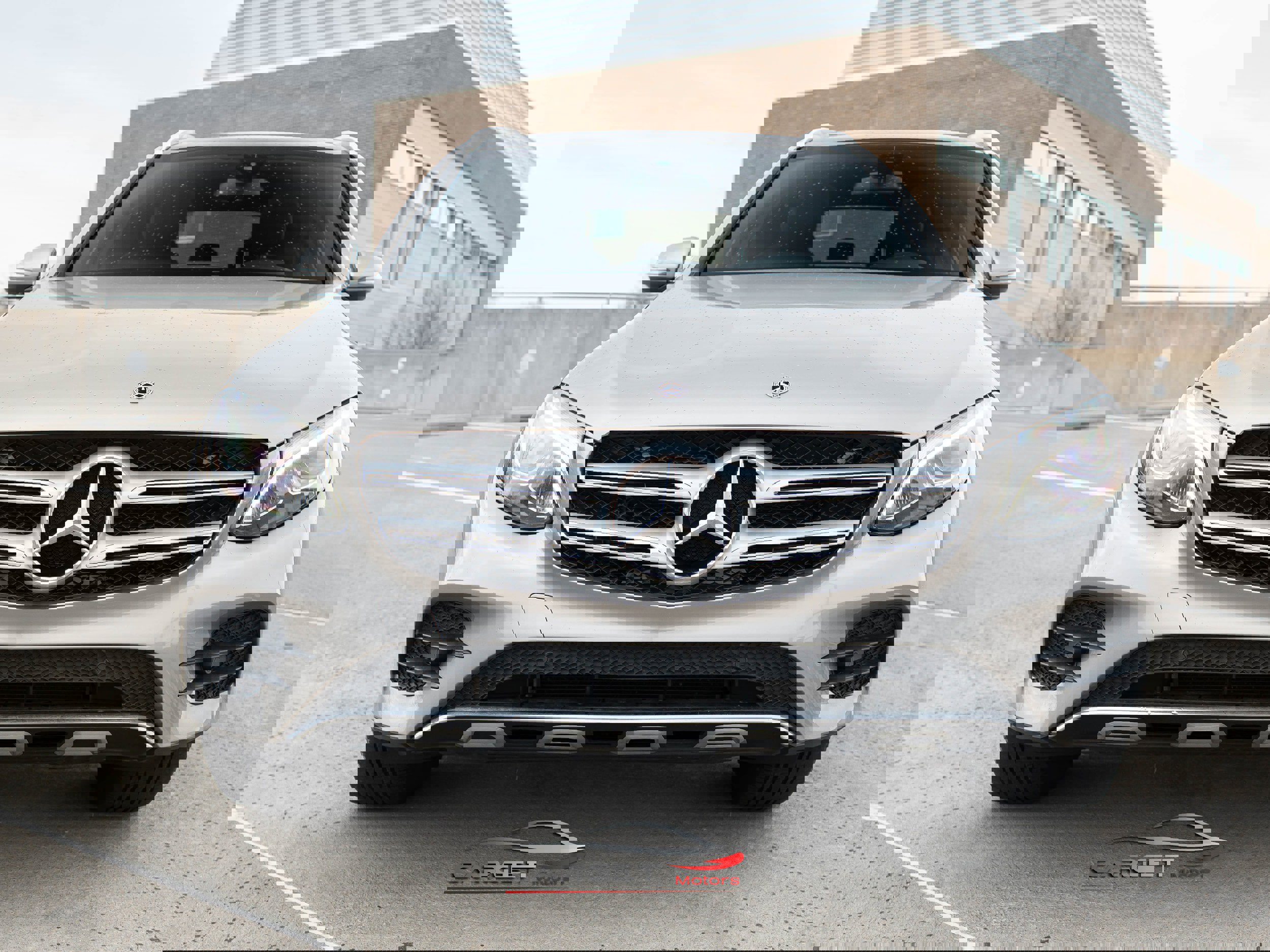 Used 2019 Mercedes-Benz GLC 300 4MATIC image 2