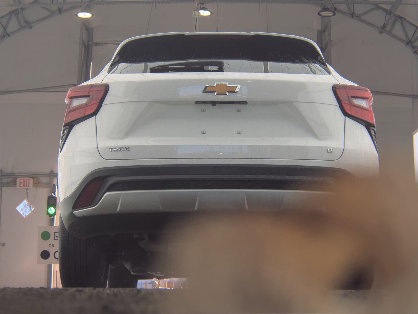 Used 2025 Chevrolet Trax LT w/ LT Convenience Package image 8