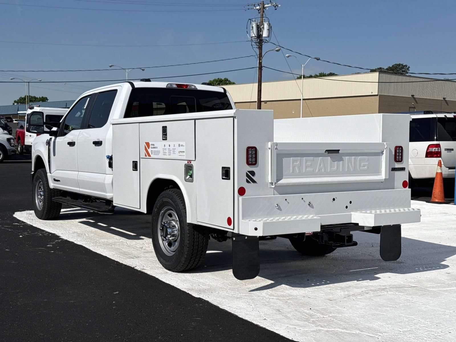 New 2026 Ford F350 XL w/ XL Chrome Package AWD/4WD image 5