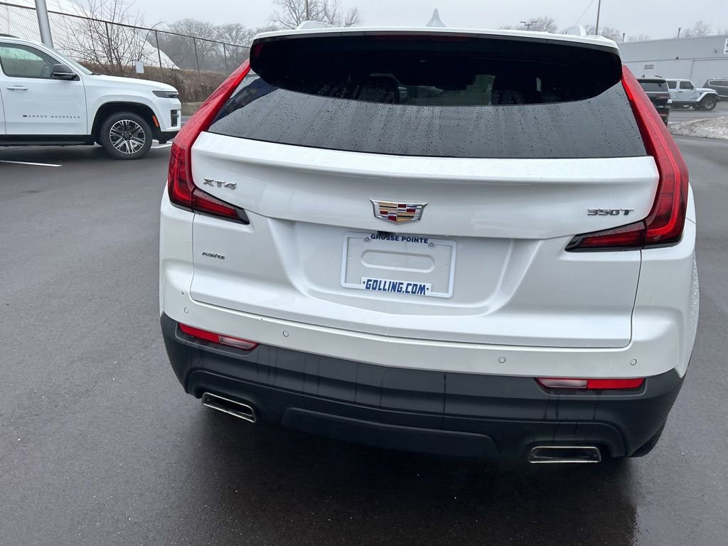 Used 2023 Cadillac XT4 Luxury w/ Cold Weather Package image 6