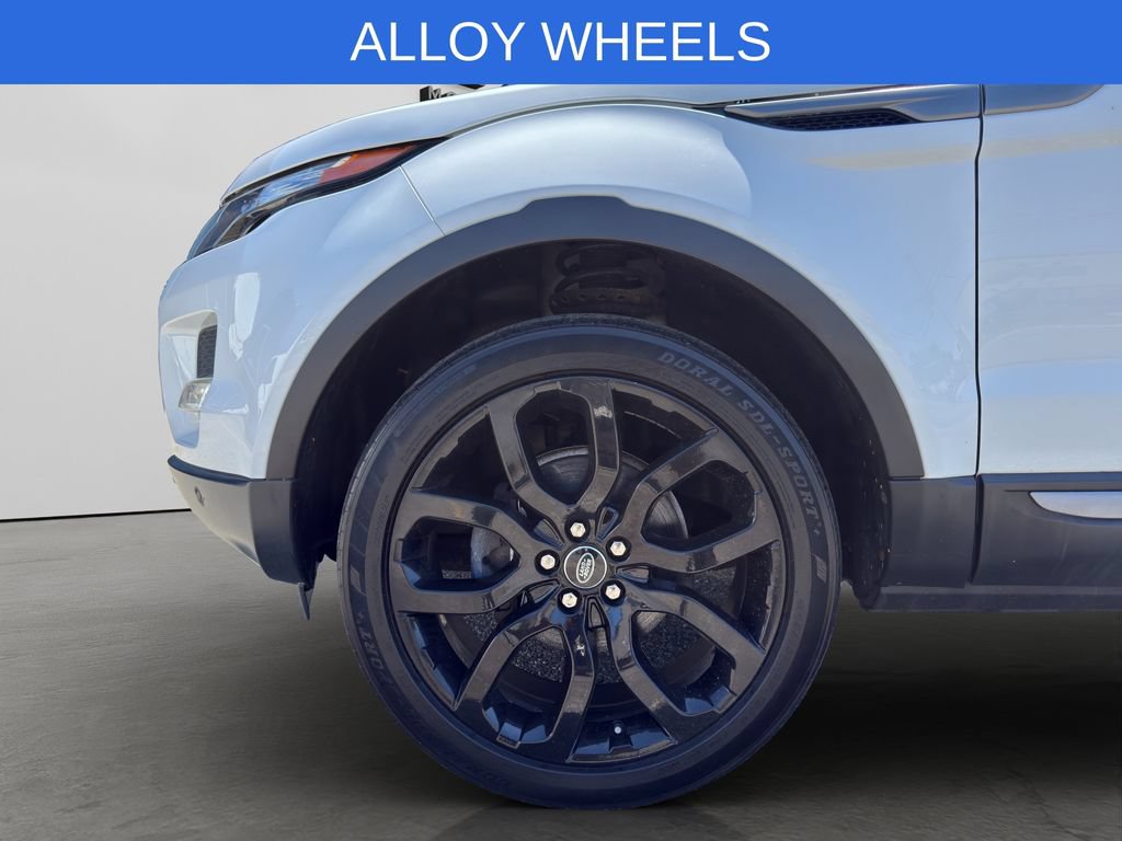 Used 2015 Land Rover Range Rover Evoque Pure Premium AWD/4WD image 11