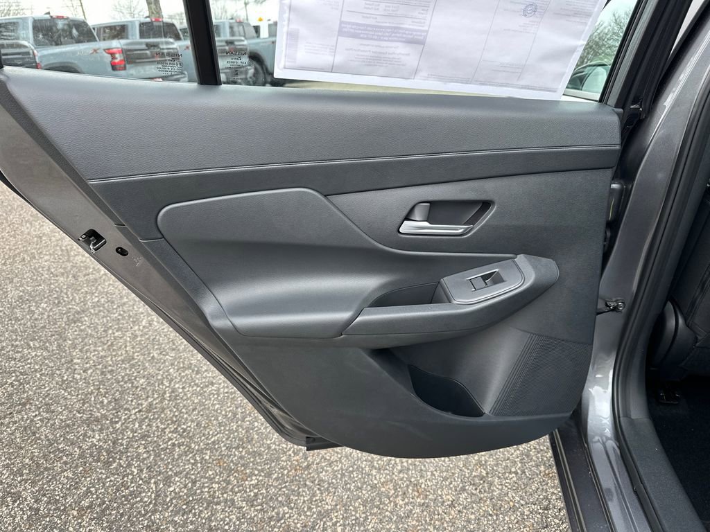 Used 2026 Nissan Sentra SV w/ SV Convenience Package image 21