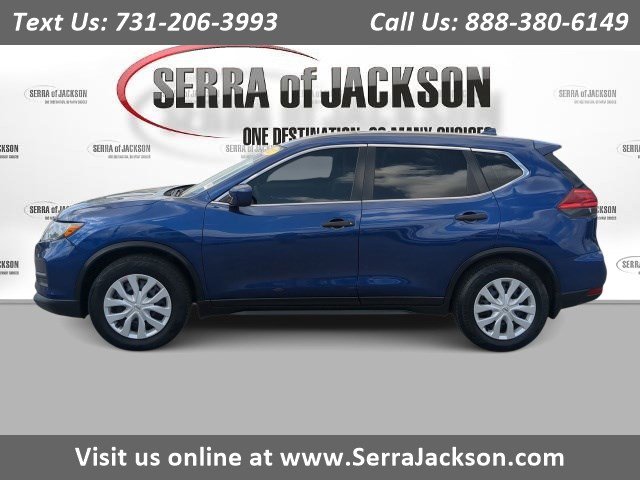 Used 2017 Nissan Rogue S image 1