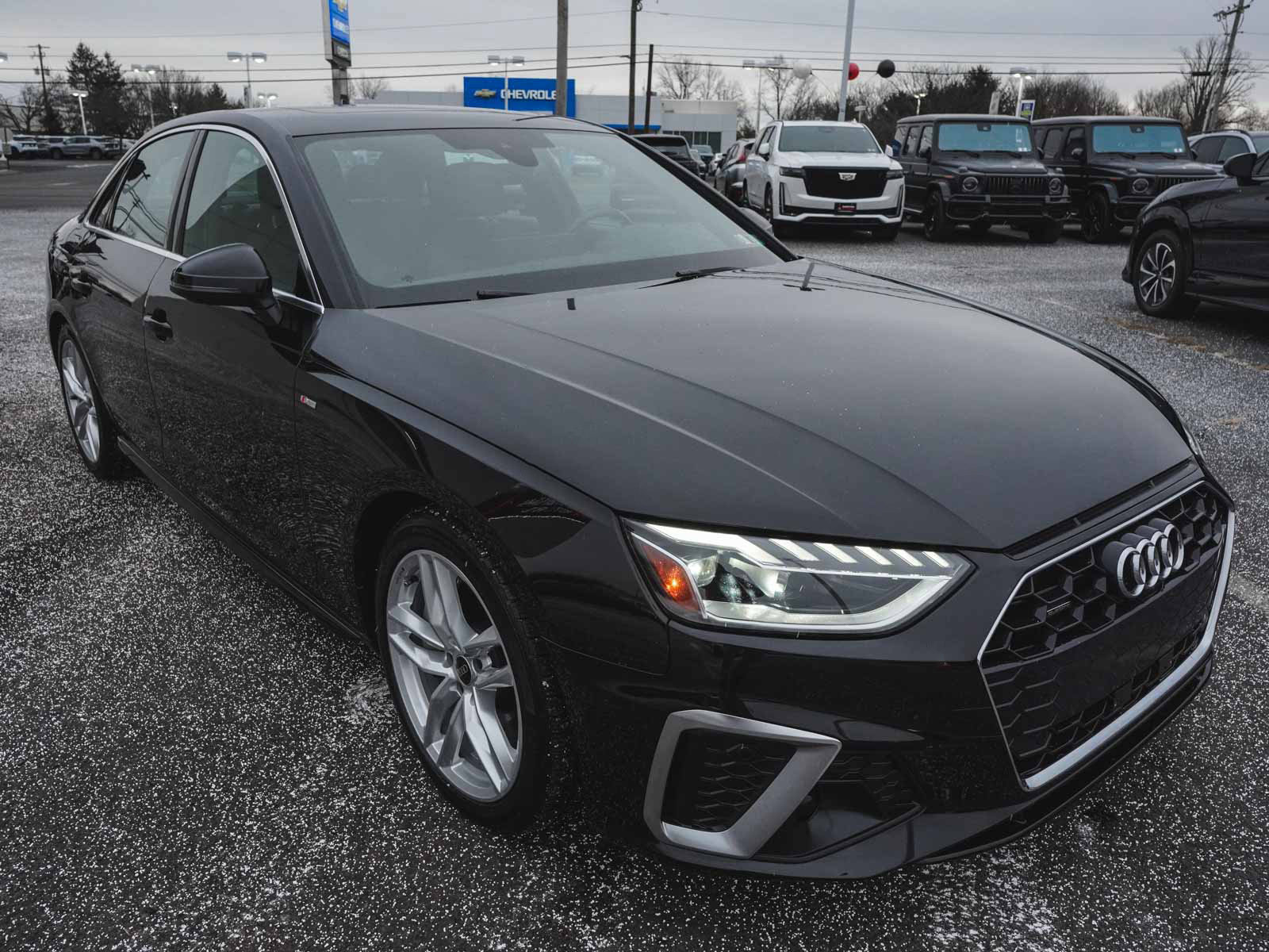 Used 2024 Audi A4 2.0T Premium Plus image 3