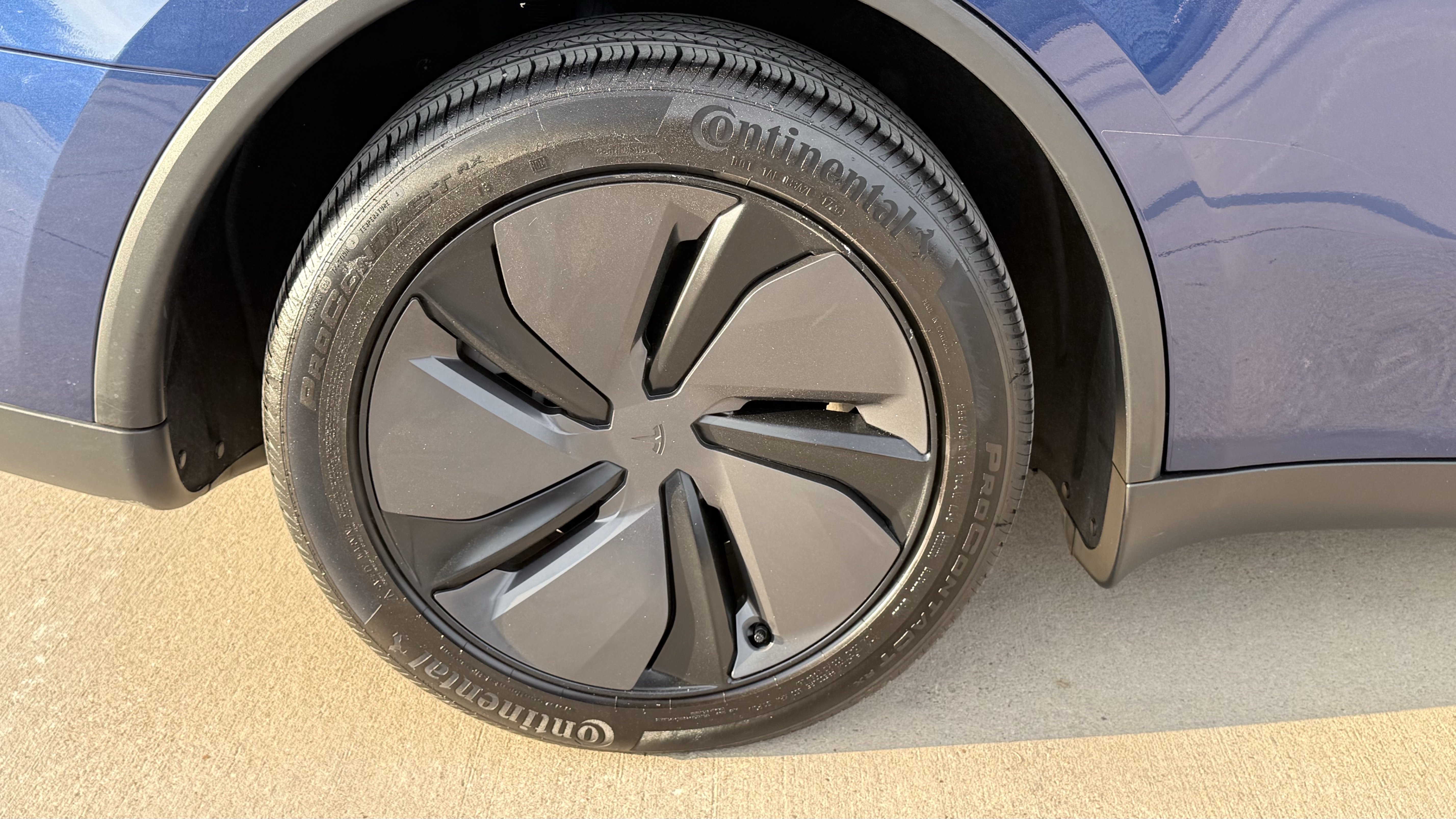 Used 2026 Tesla Model Y AWD image 13