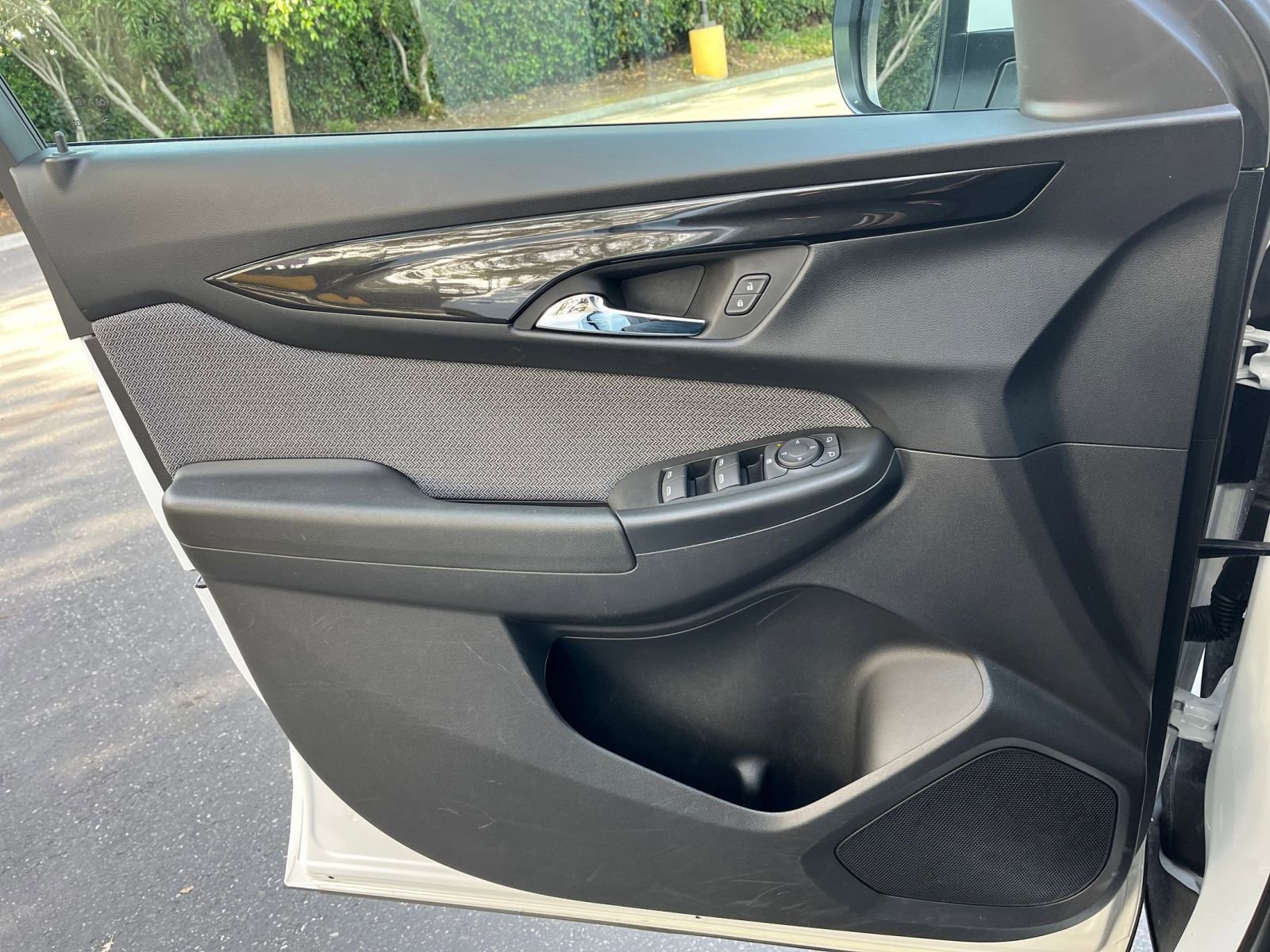 Used 2025 Chevrolet TrailBlazer LT image 18