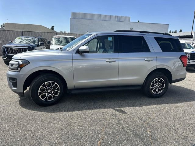 Used 2024 Ford Expedition XLT RWD image 7