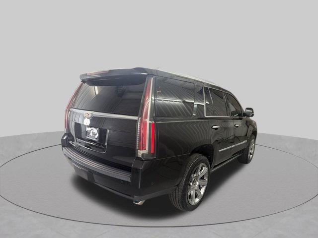 Used 2017 Cadillac Escalade Premium Luxury RWD image 5