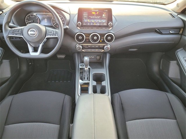 Certified 2025 Nissan Sentra SV image 8