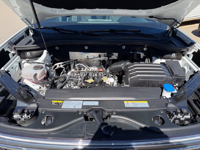 Used 2024 Volkswagen Atlas SE FWD image 34