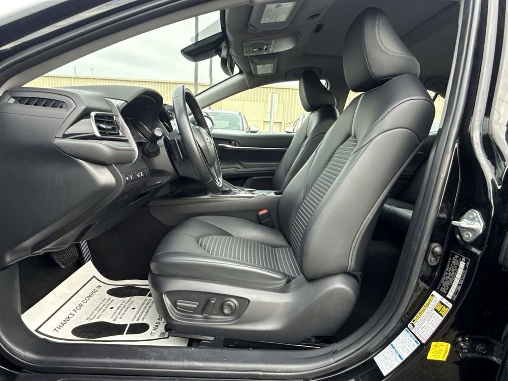 Used 2023 Toyota Camry SE image 13