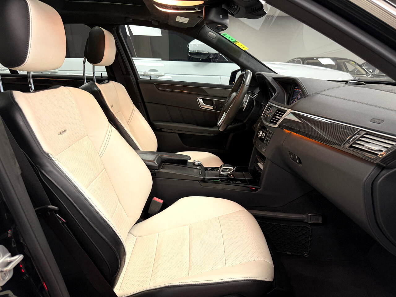Used 2013 Mercedes-Benz E 63 AMG Sedan w/ AMG Performance Pkg image 28