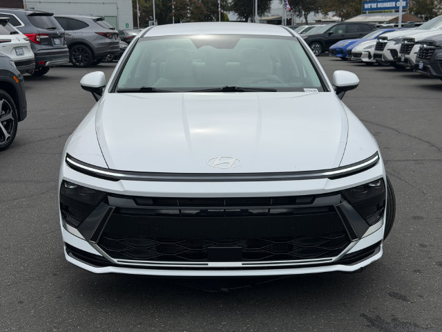 Used 2025 Hyundai Sonata SEL FWD image 3