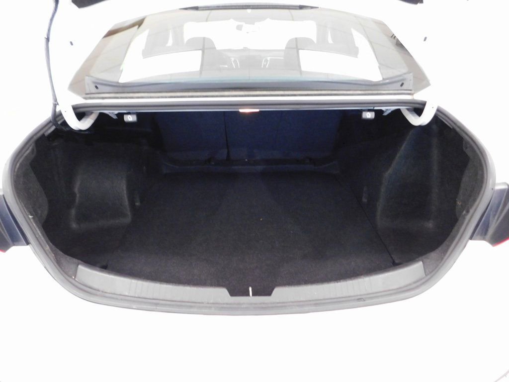 Used 2022 Chevrolet Malibu LT image 81