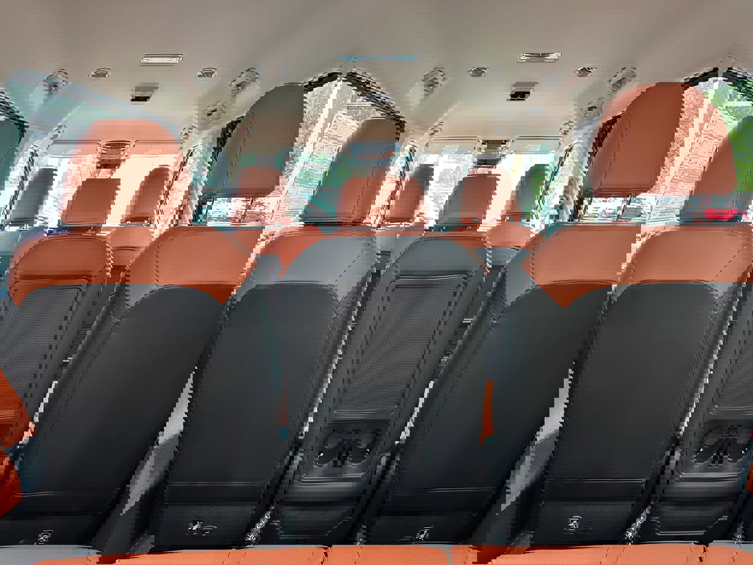 New 2026 Kia Carnival EX image 12