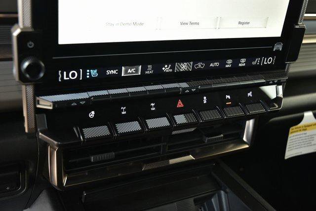 New 2025 GMC Hummer EV 2X w/ Extreme Off-Road Package image 28