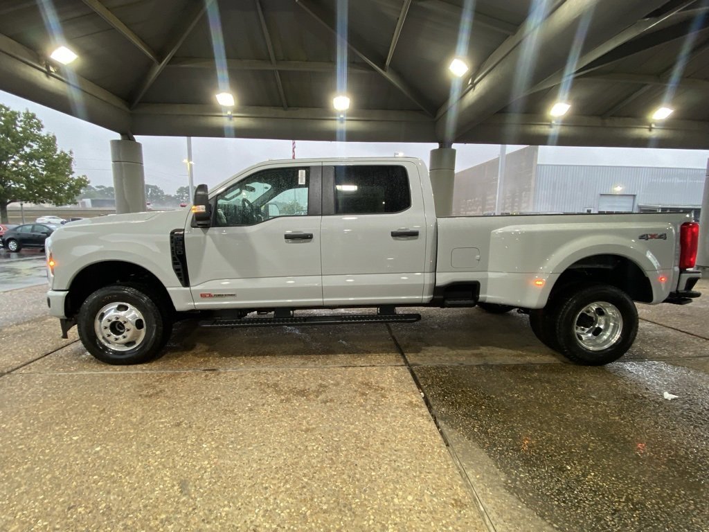 New 2026 Ford F350 XL w/ STX Appearance Package image 4
