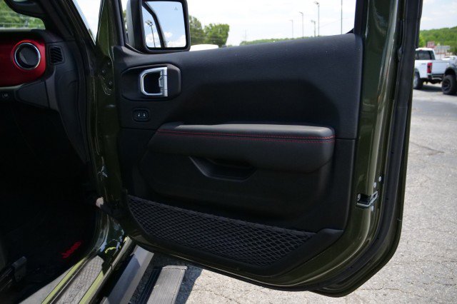 Used 2021 Jeep Wrangler Rubicon AWD/4WD image 46