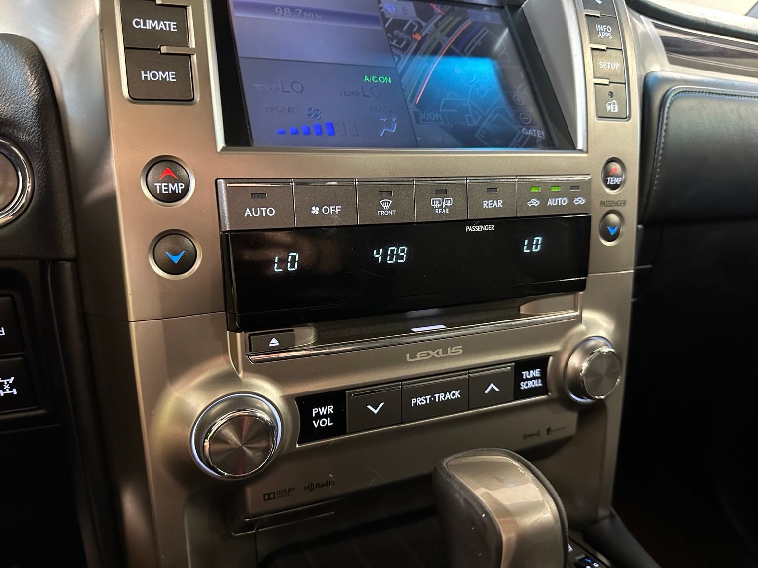 Used 2021 Lexus GX 460 Premium w/ Premium Package AWD/4WD image 31