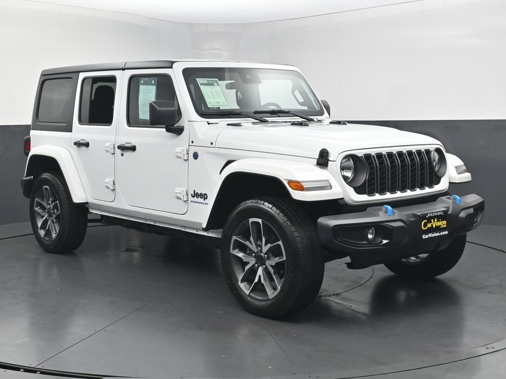 Used 2024 Jeep Wrangler Unlimited w/ Convenience Group AWD/4WD image 3