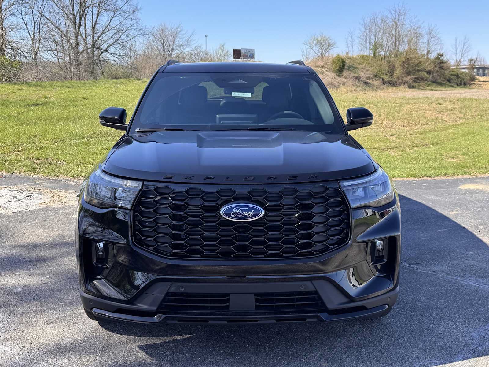 New 2026 Ford Explorer ST-Line w/ ST-Line Street Pack AWD/4WD image 6