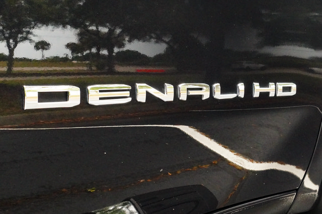 Used 2024 GMC Sierra 2500 Denali w/ Denali Reserve Package AWD/4WD image 50