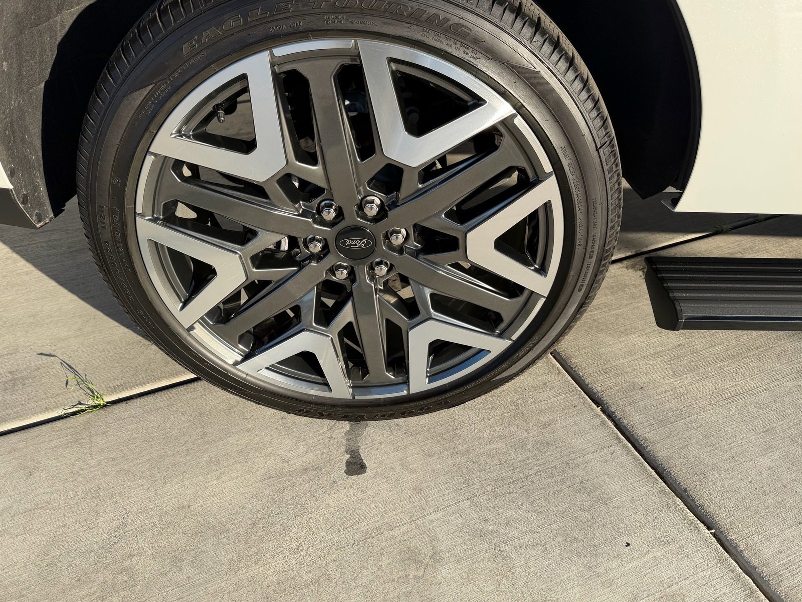 Used 2025 Ford Expedition Platinum w/ Platinum Ultimate Package image 31