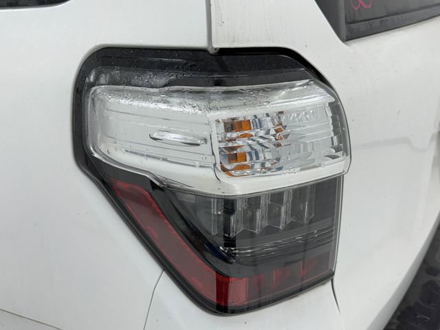 Used 2015 Toyota 4Runner SR5 image 8