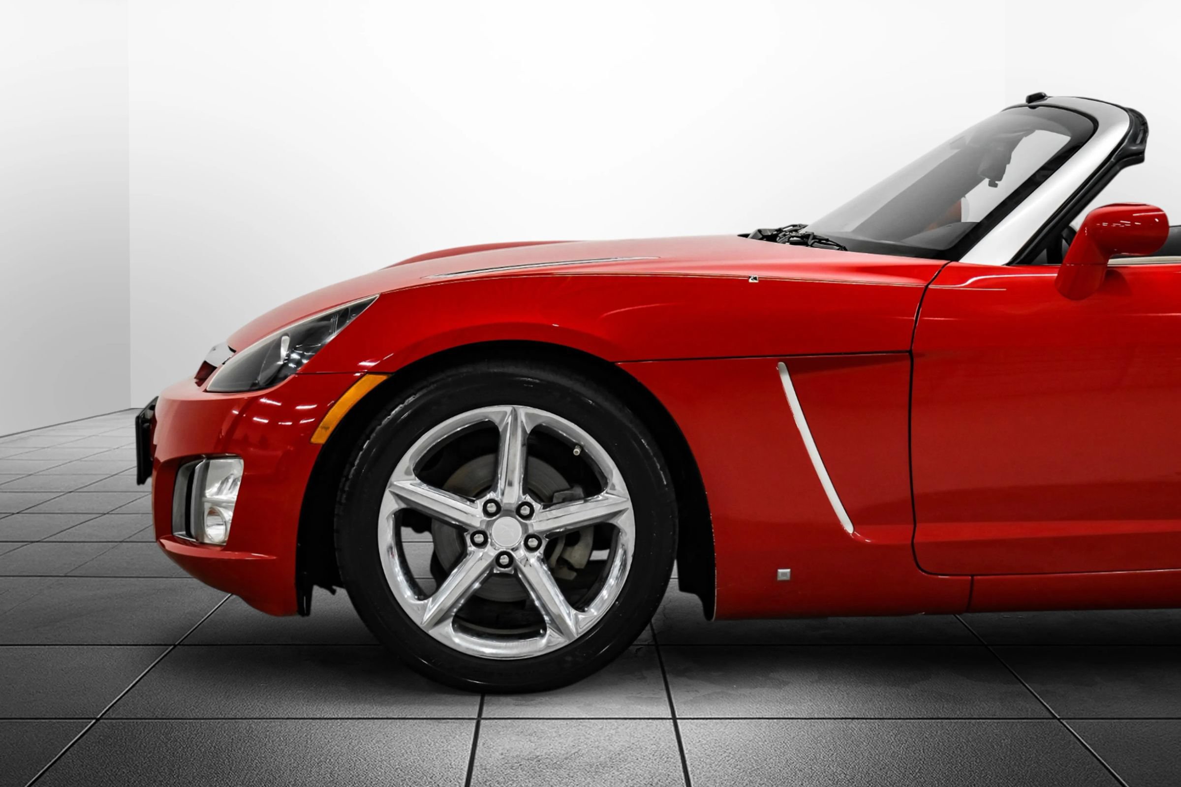 Used 2009 Saturn Sky Red Line RWD image 19