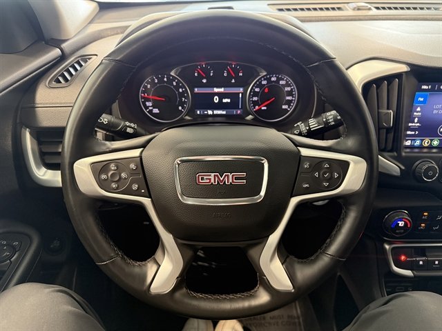 Used 2024 GMC Terrain SLT image 31