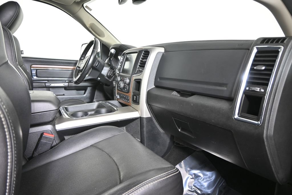 Used 2016 RAM 2500 Laramie w/ Convenience Group image 16