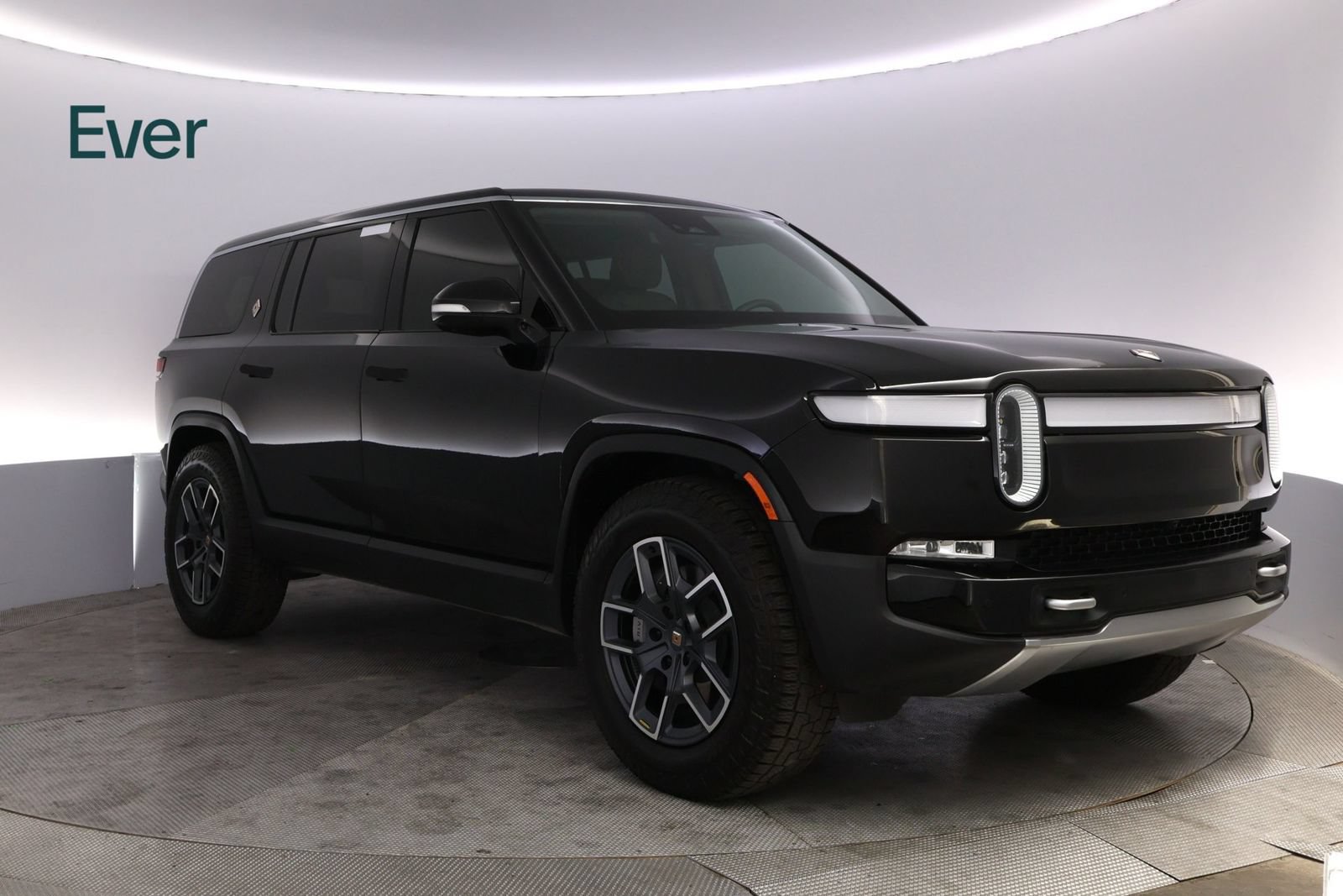 Used 2024 Rivian R1S Adventure AWD/4WD image 13