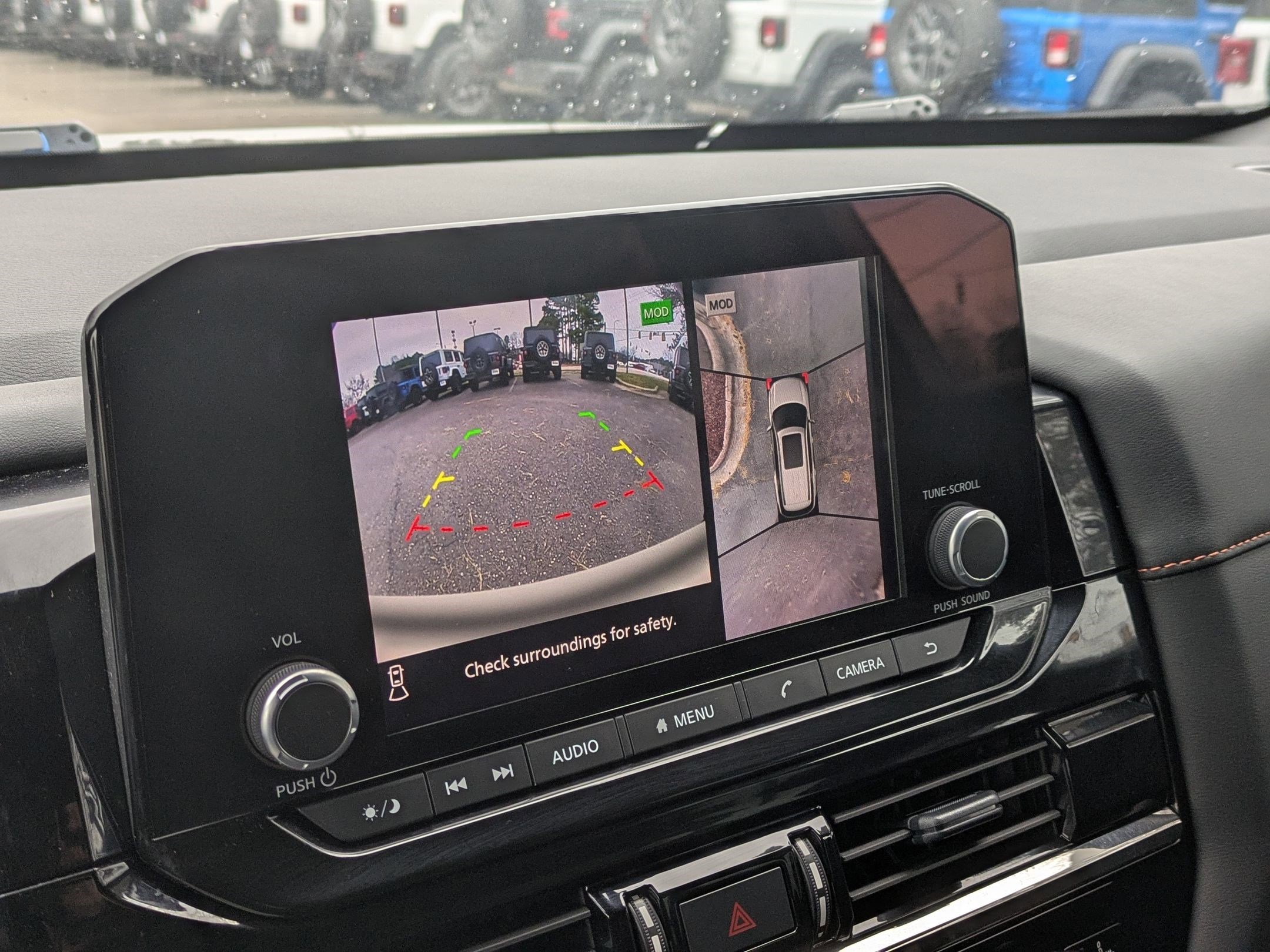 Used 2024 Nissan Pathfinder Rock Creek image 13