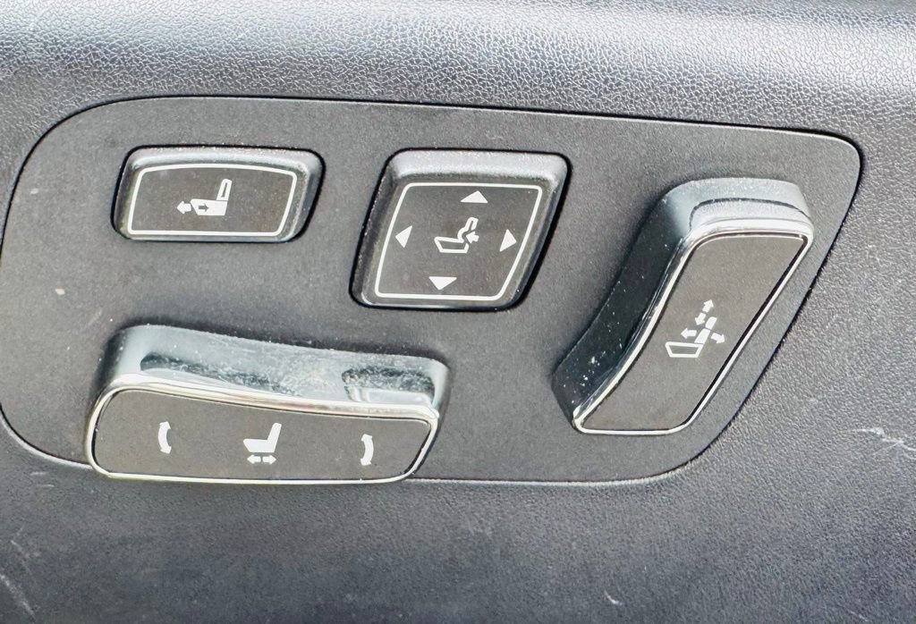 Used 2014 Lexus LS 460 L image 10