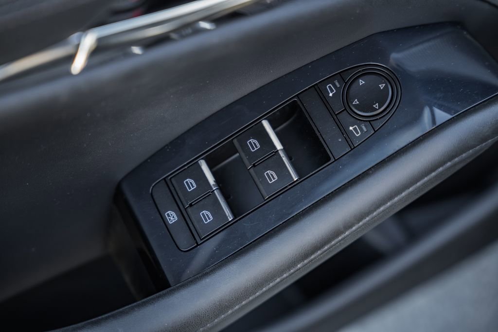 Used 2019 MAZDA MAZDA3 Sedan image 33