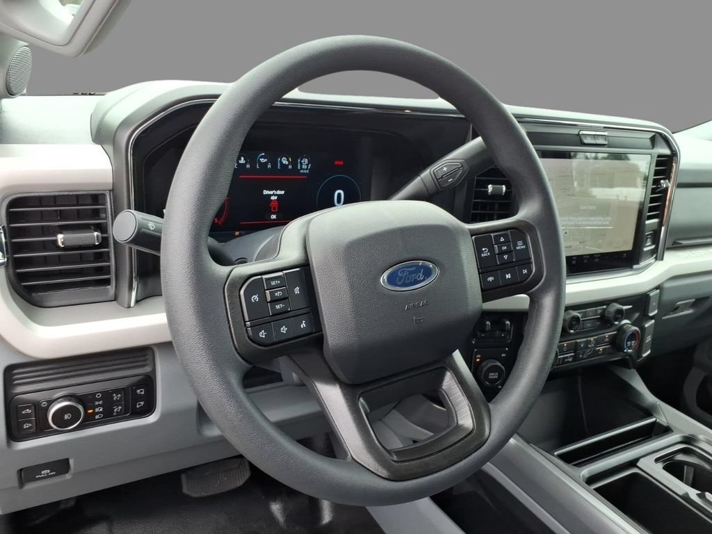 New 2026 Ford F350 XLT w/ XLT Premium Package AWD/4WD image 21