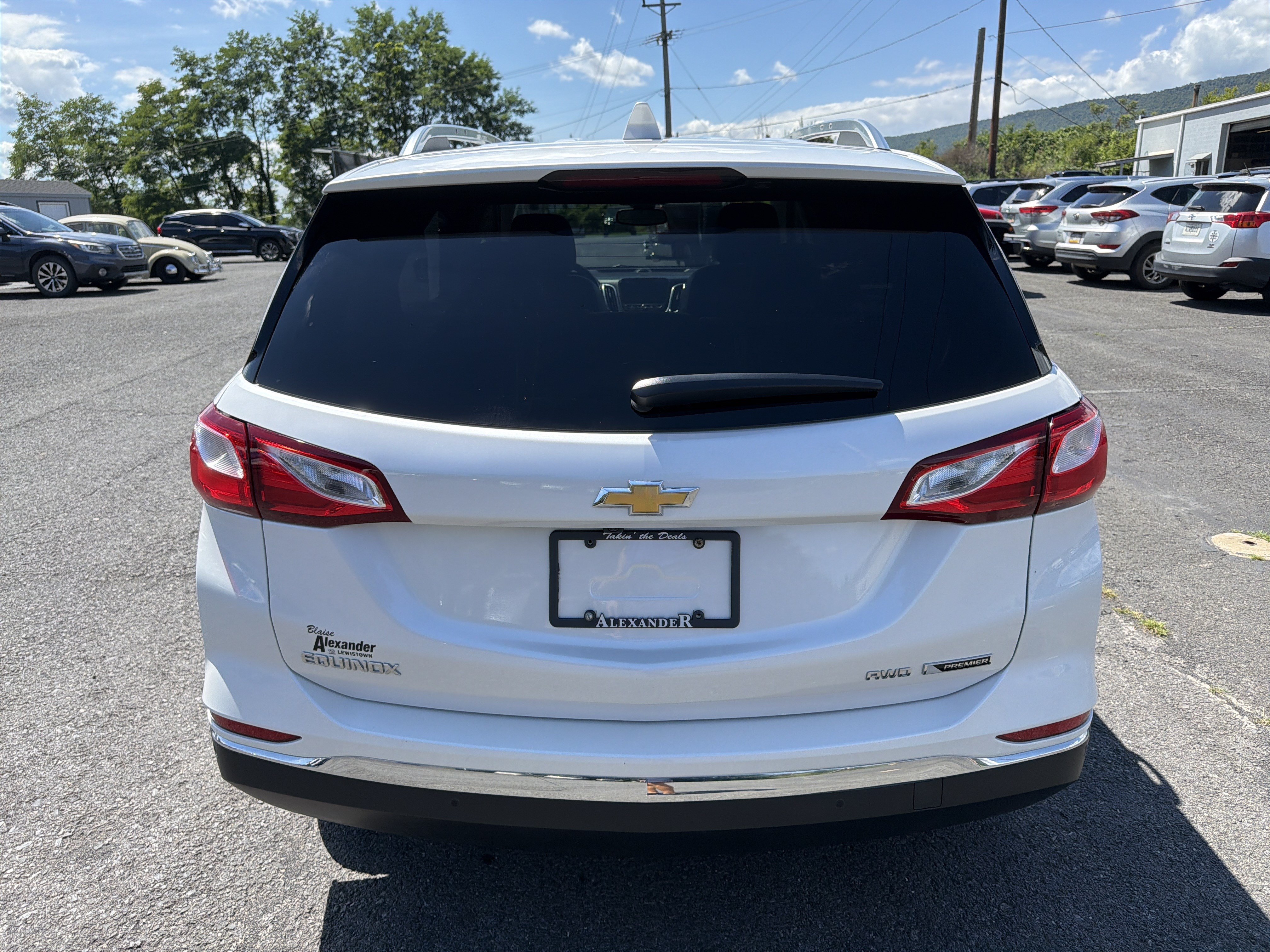 Used 2018 Chevrolet Equinox Premier AWD/4WD image 5