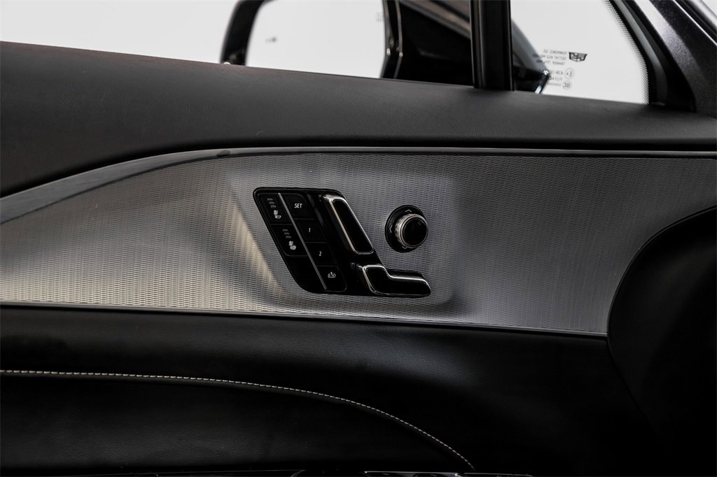 Used 2024 Cadillac Lyriq Tech image 43