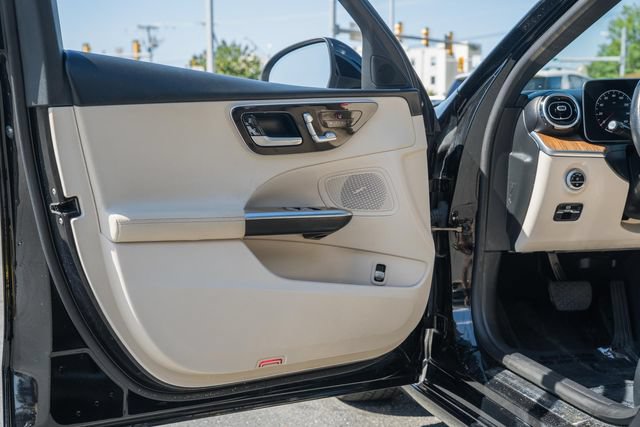 Used 2023 Mercedes-Benz C 300 4MATIC Sedan image 34