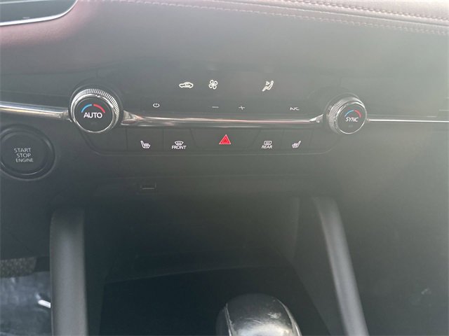 Used 2019 MAZDA MAZDA3 Hatchback w/ Premium Package image 17