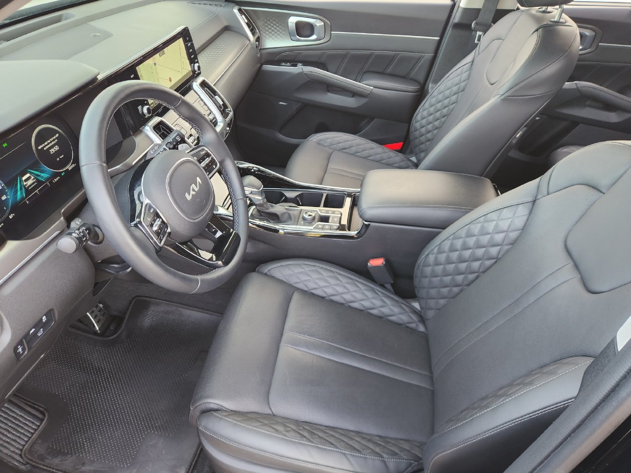 Used 2023 Kia Sorento SX AWD/4WD image 9
