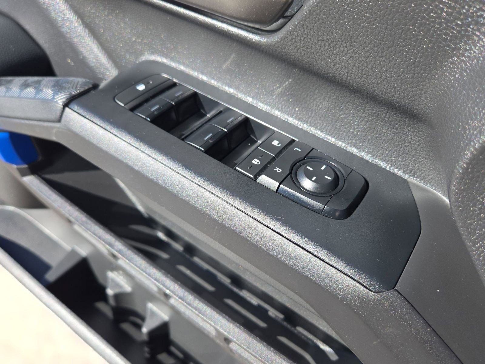 Used 2024 Toyota Tacoma TRD Off-Road image 10